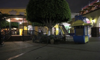 Enlarge photo 13