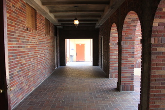 Enlarge photo 21
