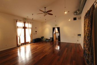 Enlarge photo 21