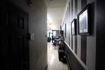 Enlarge photo 21