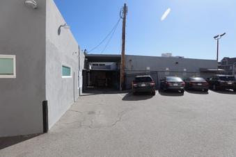 Enlarge photo 36