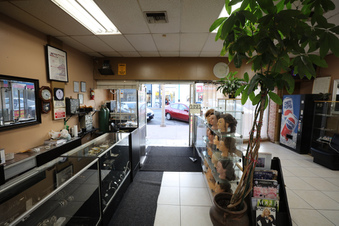 Enlarge photo 24