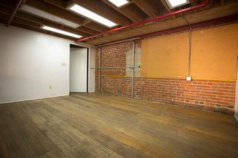 Enlarge photo 36