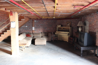 Enlarge photo 109