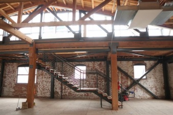 Enlarge photo 59