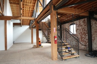 Enlarge photo 60