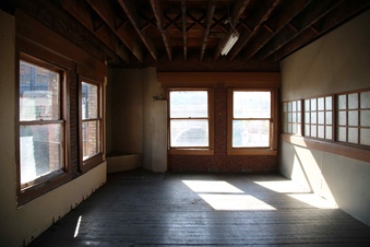 Enlarge photo 61