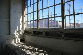 Enlarge photo 88