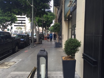 Invisible Date (nice restaurant)
