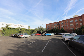 Enlarge photo 41
