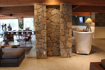 Enlarge photo 119