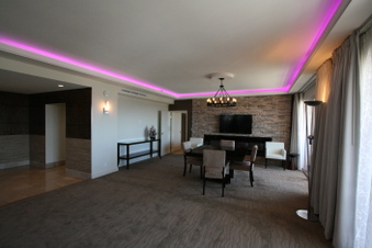 Enlarge photo 58