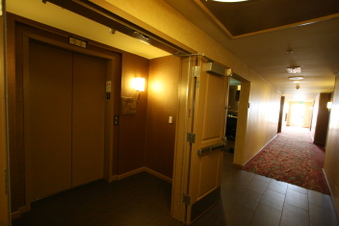 Enlarge photo 68