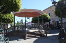 Enlarge photo 11