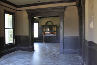 Enlarge photo 129