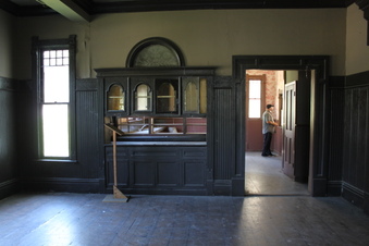 Enlarge photo 130