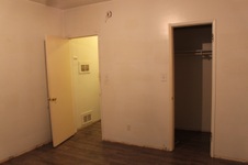 Enlarge photo 37