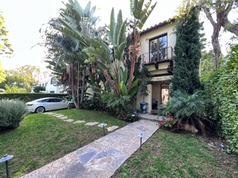 Enlarge photo 46