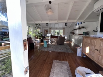 Enlarge photo 46