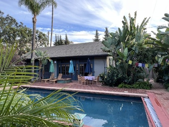 Craftsman House
