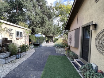Enlarge photo 28