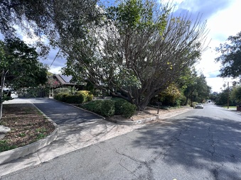 Enlarge photo 70
