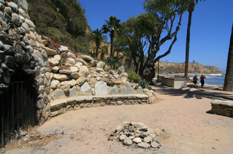 Enlarge photo 69