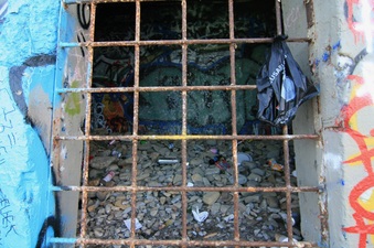 Enlarge photo 14