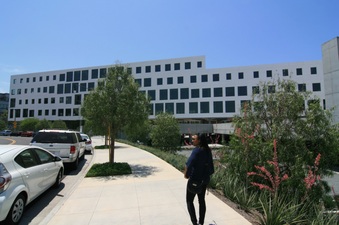 Enlarge photo 89