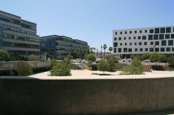 Enlarge photo 68
