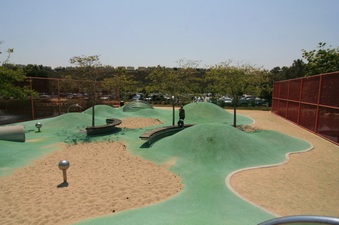 Enlarge photo 12