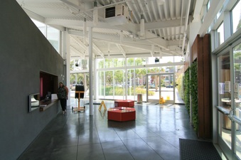 Enlarge photo 58