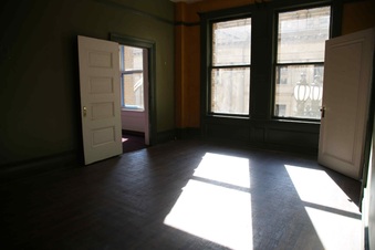 Enlarge photo 24