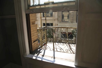 Enlarge photo 46