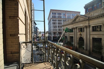 Enlarge photo 53