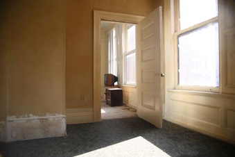 Enlarge photo 114