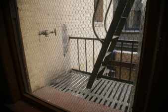 Enlarge photo 145