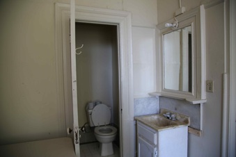 Enlarge photo 124