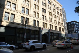 Enlarge photo 285