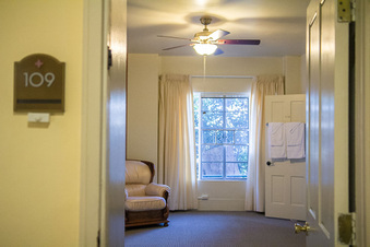Enlarge photo 115