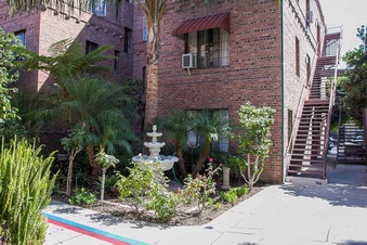 Enlarge photo 242