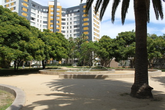 Enlarge photo 79