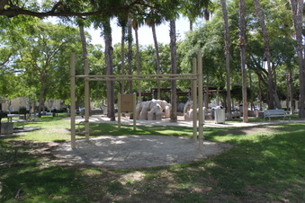 Enlarge photo 142