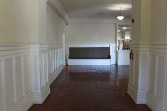 Enlarge photo 63