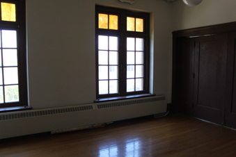 Enlarge photo 105