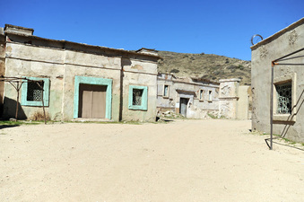 Enlarge photo 13