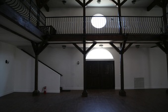 Enlarge photo 143