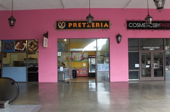 Plaza Mexico/Pretzeleria