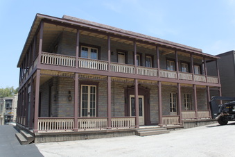 Enlarge photo 38