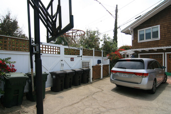 Enlarge photo 61